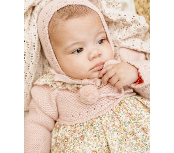 Vestido con capota bebé